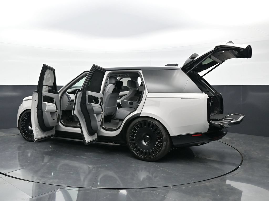 Used 2025 Land Rover Range Rover SV AWD/4WD image 52