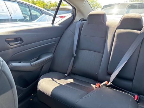Used 2025 Nissan Altima 2.5 SV FWD image 38