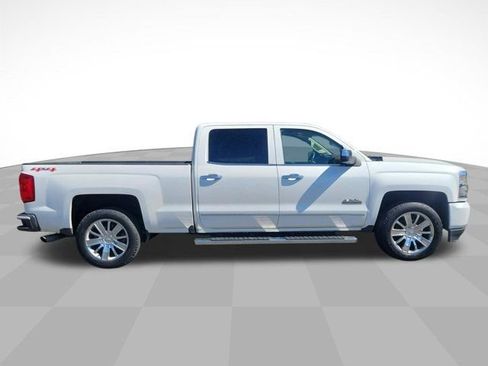 Used 2017 Chevrolet Silverado 1500 High Country image 2