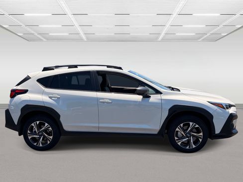 Certified 2024 Subaru Crosstrek 2.0i Premium AWD/4WD image 6