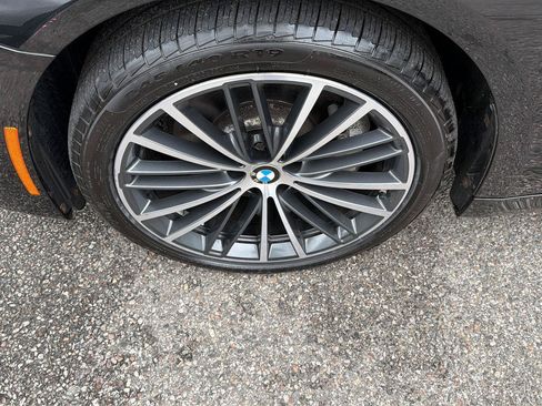 Used 2022 BMW 530i xDrive w/ Premium Package AWD/4WD image 41