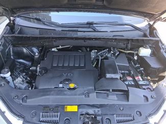 Used 2015 Toyota Highlander XLE FWD video 4