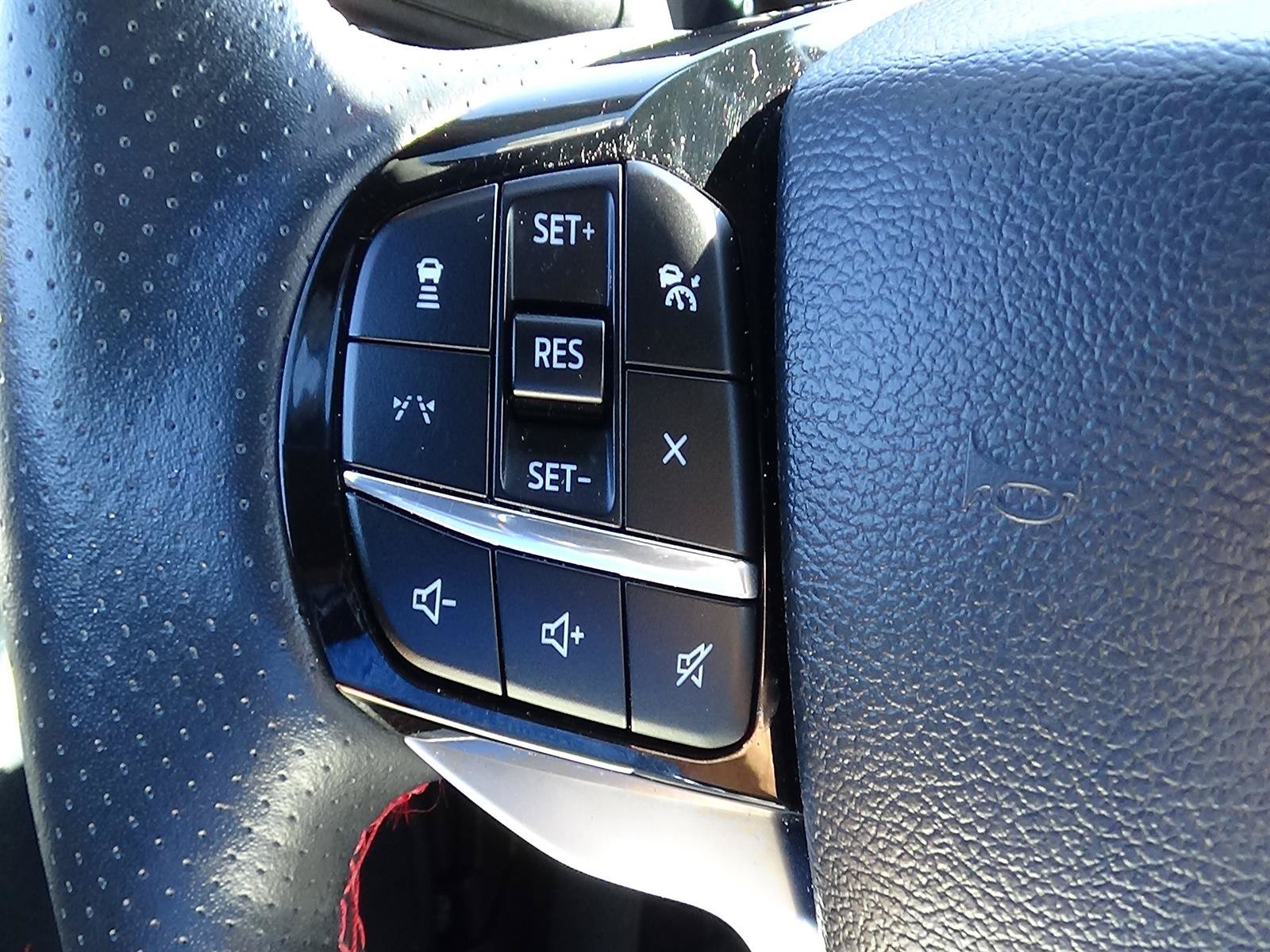 Used 2025 Ford Explorer ST-Line w/ ST-Line Street Pack AWD/4WD image 22
