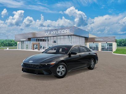 New 2026 Hyundai Elantra SE