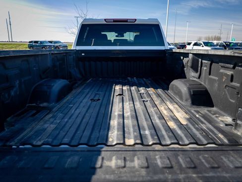 Used 2024 Chevrolet Silverado 2500 Custom w/ Custom Convenience Package AWD/4WD image 15