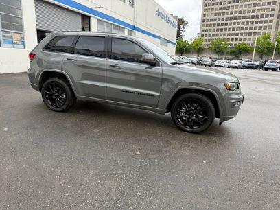 Used 2022 Jeep Grand Cherokee Laredo X