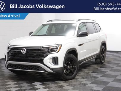 New 2026 Volkswagen Atlas Peak Edition