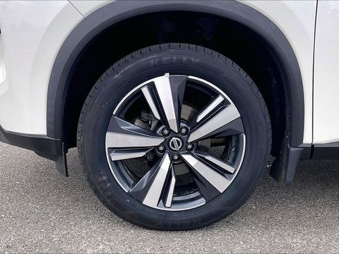 Used 2021 Nissan Rogue SL w/ Premium Package AWD/4WD image 7