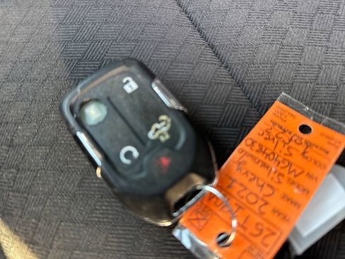 Used 2021 Chevrolet Silverado 1500 LT image 26