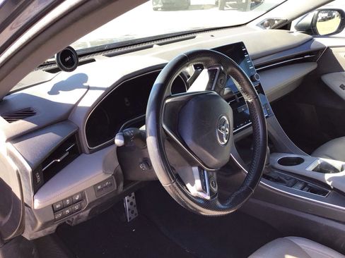 Used 2019 Toyota Avalon Touring w/ Advanced Safety Package FWD image 24