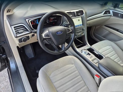 Used 2020 Ford Fusion SE w/ Fleet SE Value Package FWD image 11