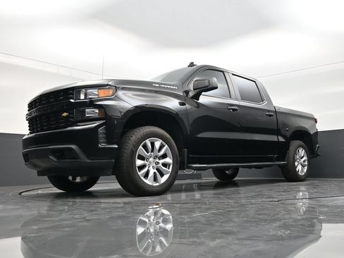Used 2021 Chevrolet Silverado 1500 Custom RWD image 22
