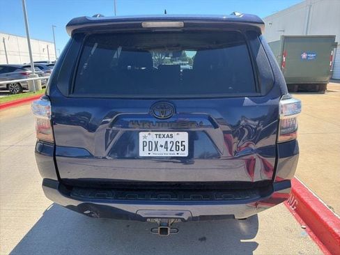 Used 2021 Toyota 4Runner SR5 image 6