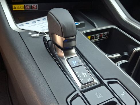 New 2026 Lexus TX 500h AWD image 10