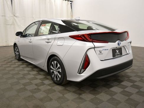 Used 2021 Toyota Prius Prime XLE w/ Carpet Mat Package (TMS) image 5