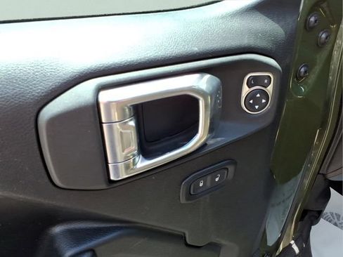 Used 2022 Jeep Wrangler Unlimited Sport AWD/4WD image 15