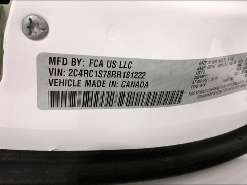 Used 2024 Chrysler Pacifica Select image 31