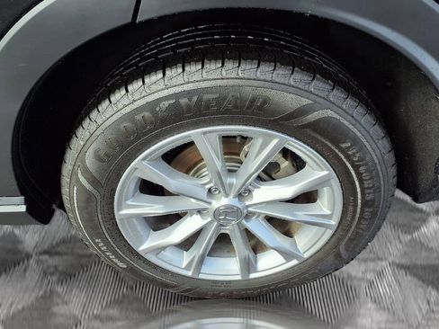 Used 2025 Honda CR-V EX image 19