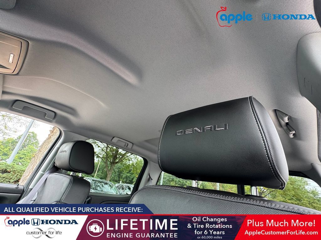 Used 2015 GMC Sierra 1500 Denali w/ Driver Alert Package AWD/4WD image 18