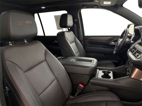 Used 2023 Chevrolet Tahoe High Country image 14