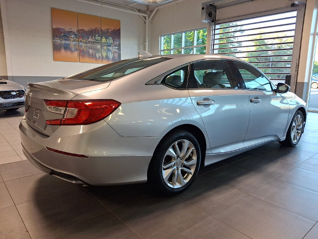 Used 2018 Honda Accord LX image 4