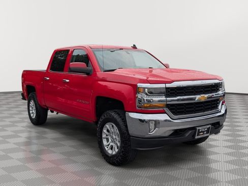 Used 2017 Chevrolet Silverado 1500 LT w/ All Star Edition AWD/4WD image 7