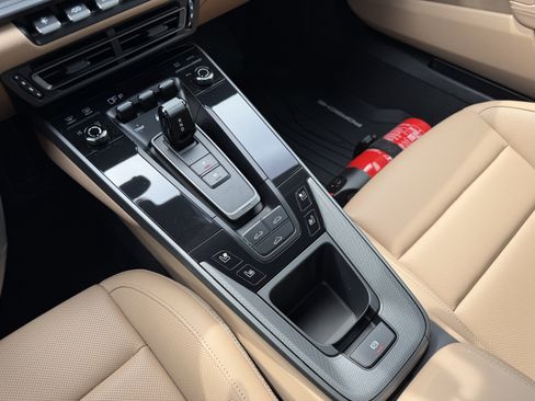 Certified 2024 Porsche 911 Carrera S RWD image 28