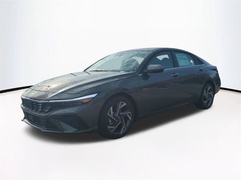 New 2026 Hyundai Elantra Limited FWD image 9