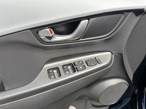 Used 2018 Hyundai Kona Limited AWD/4WD image 14