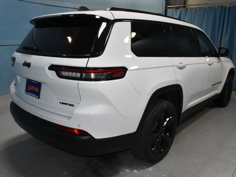 Used 2024 Jeep Grand Cherokee L Limited w/ Black Appearance Package AWD/4WD image 26
