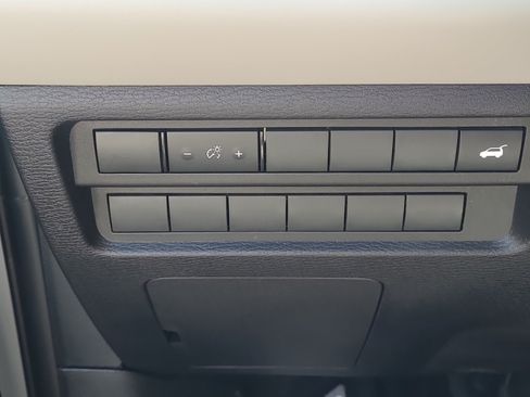 Used 2025 Mitsubishi Outlander SEL FWD image 23