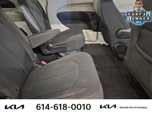 Used 2021 Chrysler Voyager LX FWD image 19