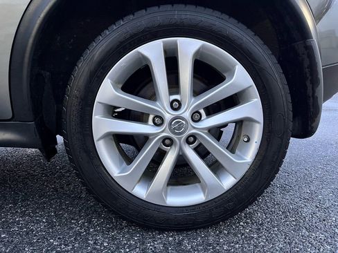Used 2011 Nissan Juke SL image 23