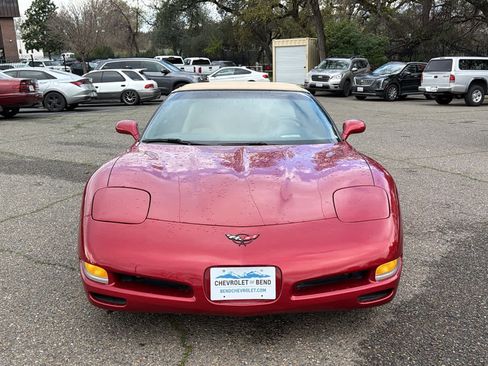 Used 1999 Chevrolet Corvette Convertible w/ Memory Pkg image 2