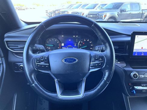 Used 2020 Ford Explorer Limited AWD/4WD image 11