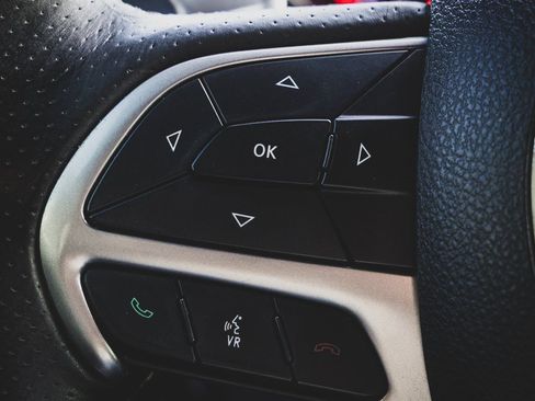 Used 2018 Dodge Durango SRT w/ Technology Group image 14