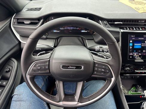 New 2026 Jeep Grand Cherokee Laredo X AWD/4WD image 14
