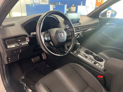 Used 2023 Honda Civic Sport image 18