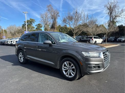 Used 2018 Audi Q7 2.0T Premium Plus image 3