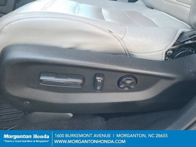 Used 2018 Honda CR-V Touring image 13