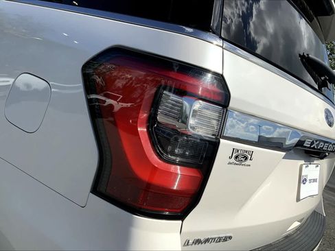 Used 2018 Ford Expedition Max Limited w/ Equipment Group 301A image 27