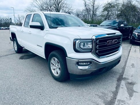 Used 2019 GMC Sierra 1500 SLE w/ SLE Value Package image 9