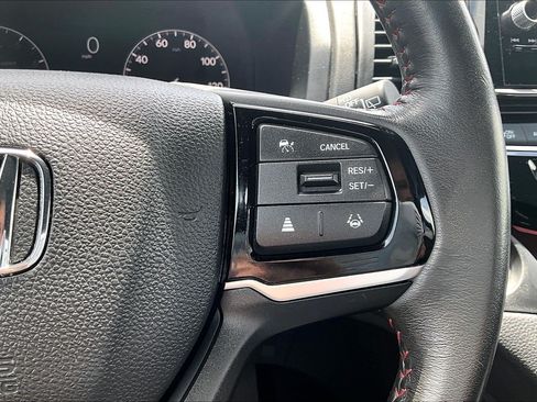 Used 2025 Honda Odyssey Sport-L image 24