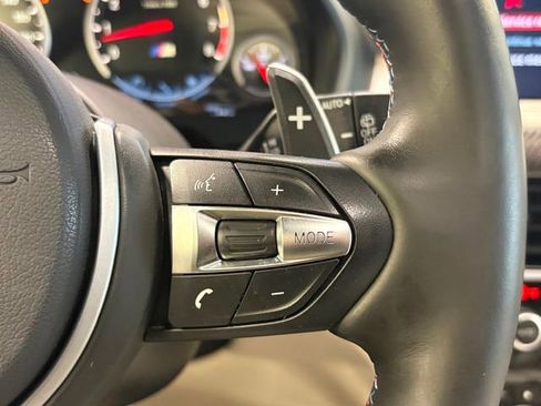 Used 2018 BMW X5 M image 26