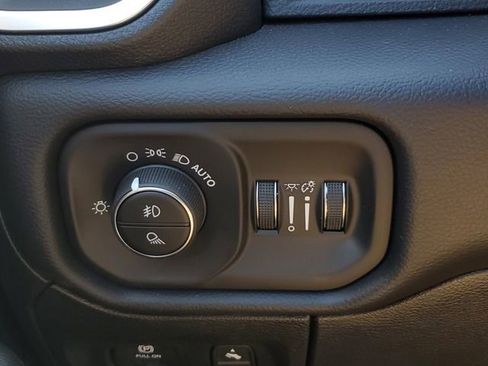 New 2026 RAM 1500 Big Horn AWD/4WD image 37