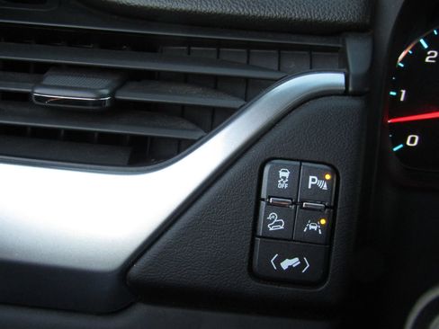 Used 2017 Chevrolet Tahoe LT image 35