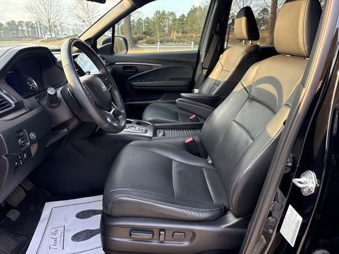 Certified 2023 Honda Passport EX-L image 12