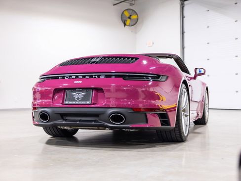 Used 2023 Porsche 911 Carrera w/ Premium Package RWD image 4