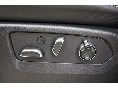 New 2026 Cadillac Escalade Platinum Sport w/ LPO, ONYX Package image 23