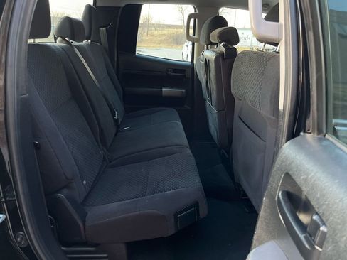 Used 2011 Toyota Tundra 4x4 Double Cab w/ Tow Pkg image 17